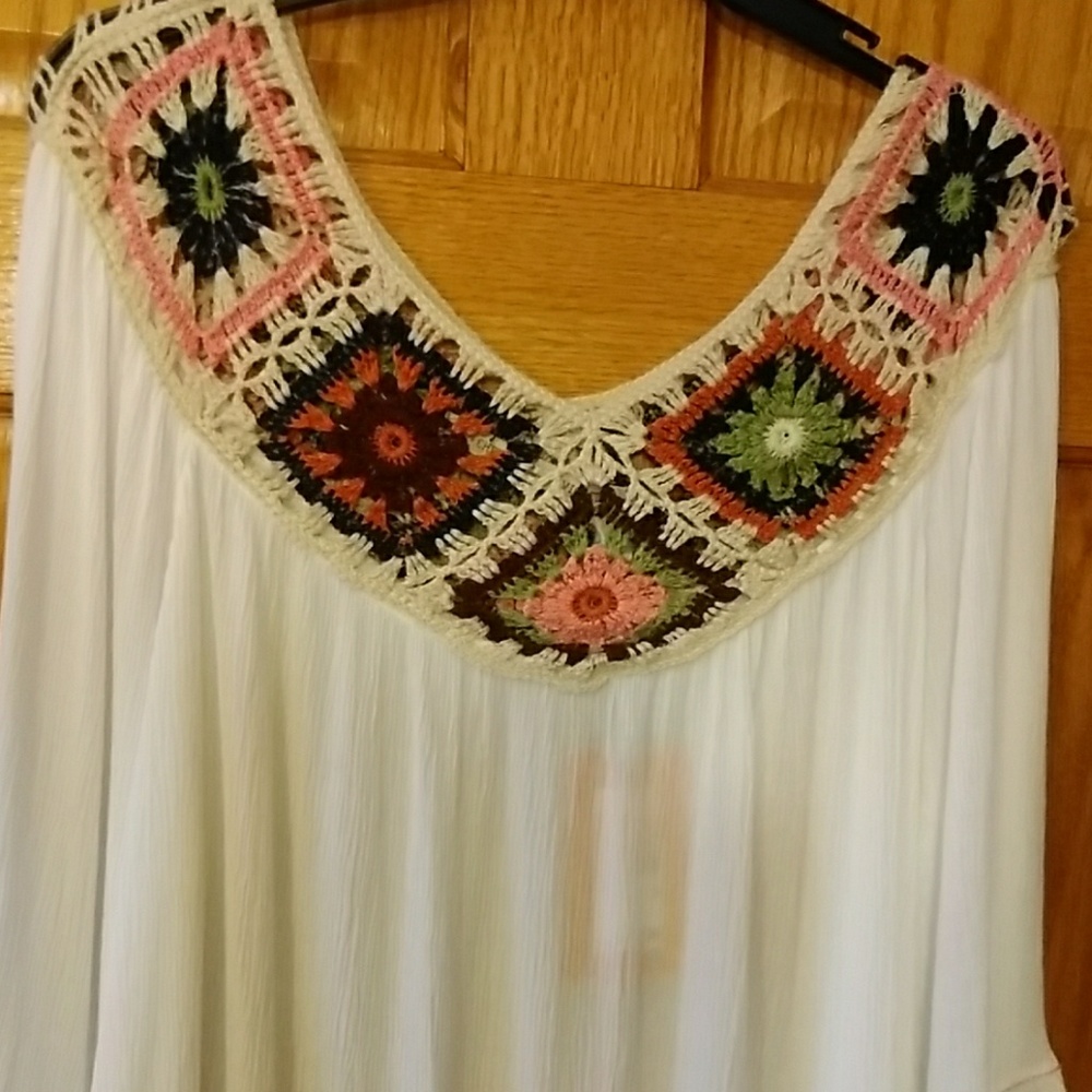 New Chelsey & Violet boho shirt